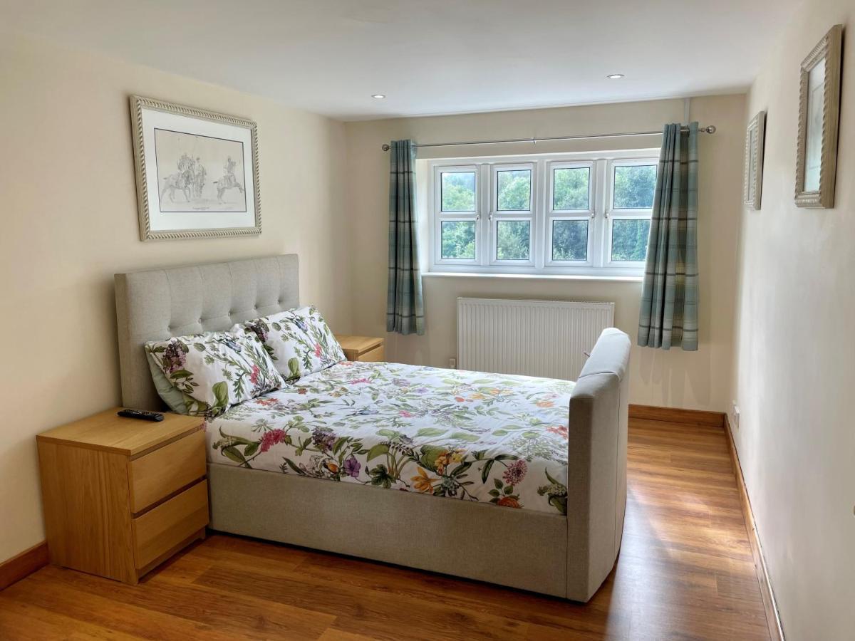 The Annex At Pantglas Farm Pontyclun Esterno foto